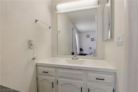4742 Tierra Verde Street Las Vegas NV 89122