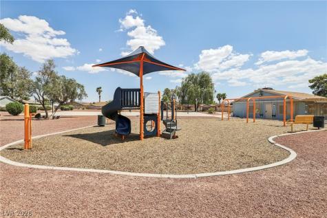 4742 Tierra Verde Street Las Vegas NV 89122