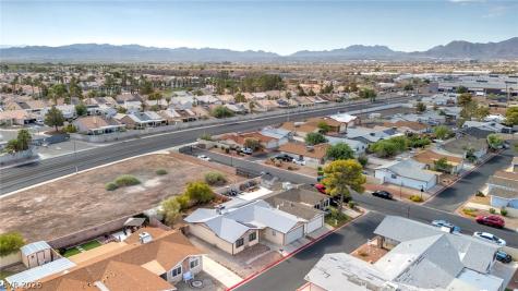 4742 Tierra Verde Street Las Vegas NV 89122