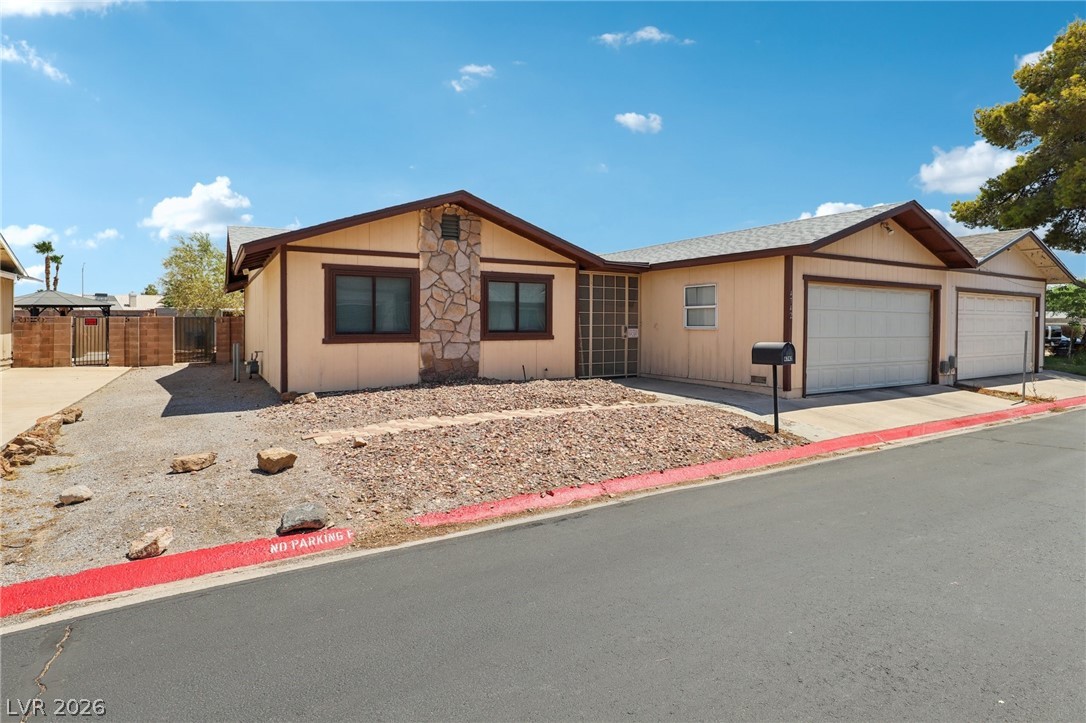 4742 Tierra Verde Street Las Vegas NV 89122