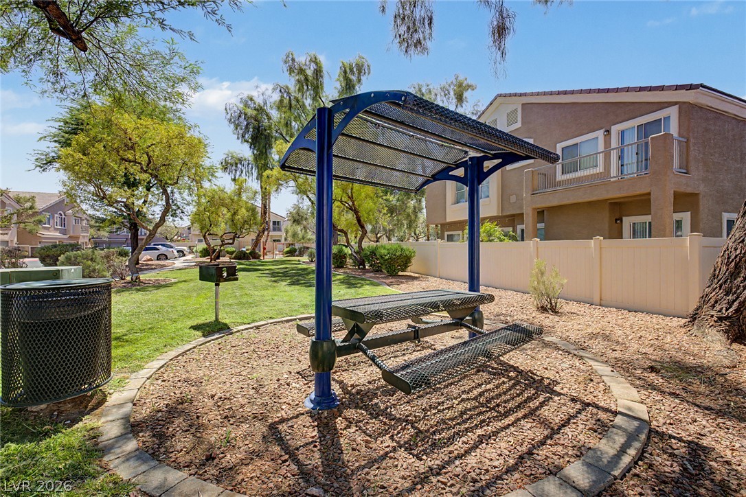 6041 Turning Spoke Trail 102 Henderson NV 89011