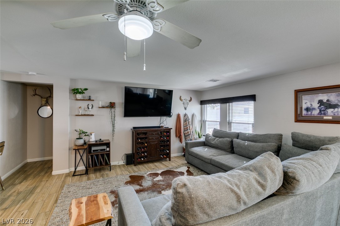 6447 Cayley Las Vegas NV 89110