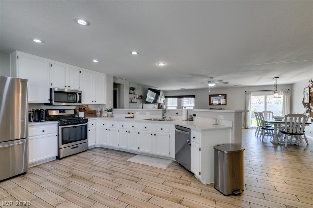 6447 Cayley Las Vegas NV 89110