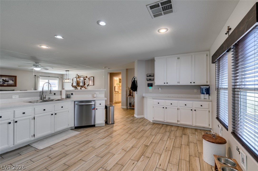 6447 Cayley Las Vegas NV 89110