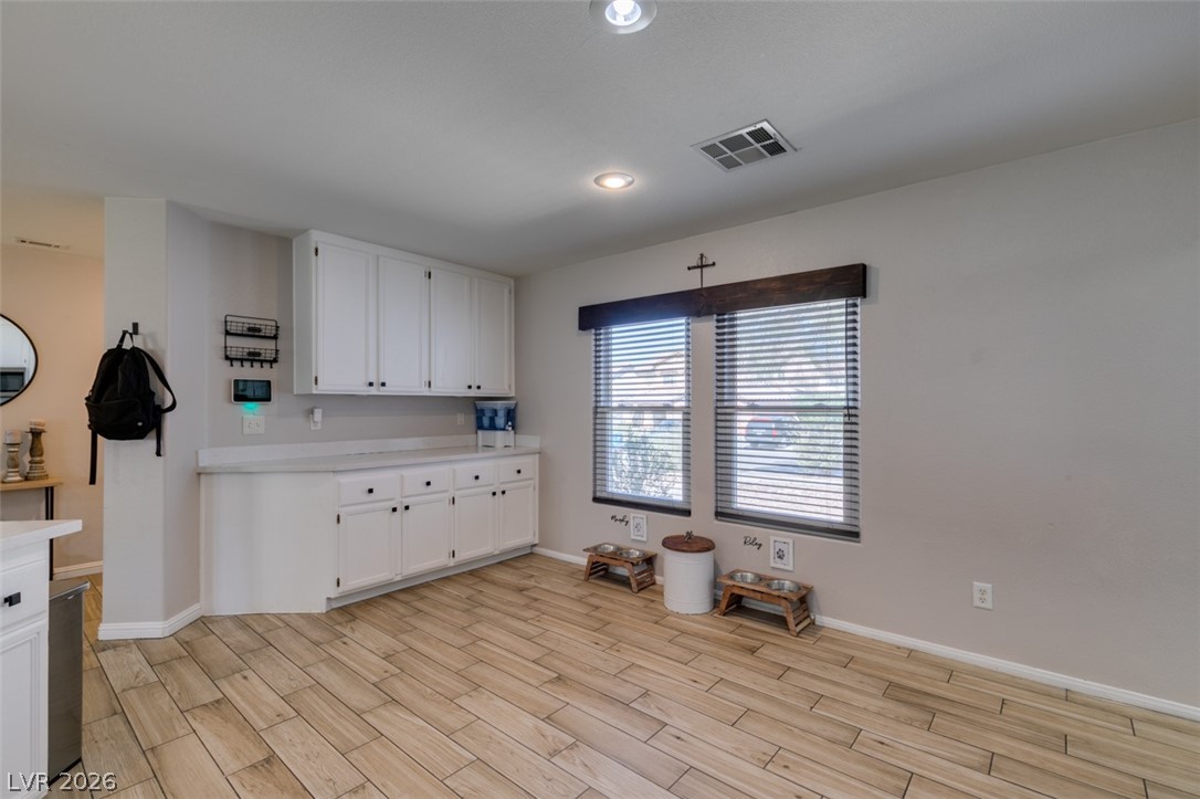 6447 Cayley Las Vegas NV 89110