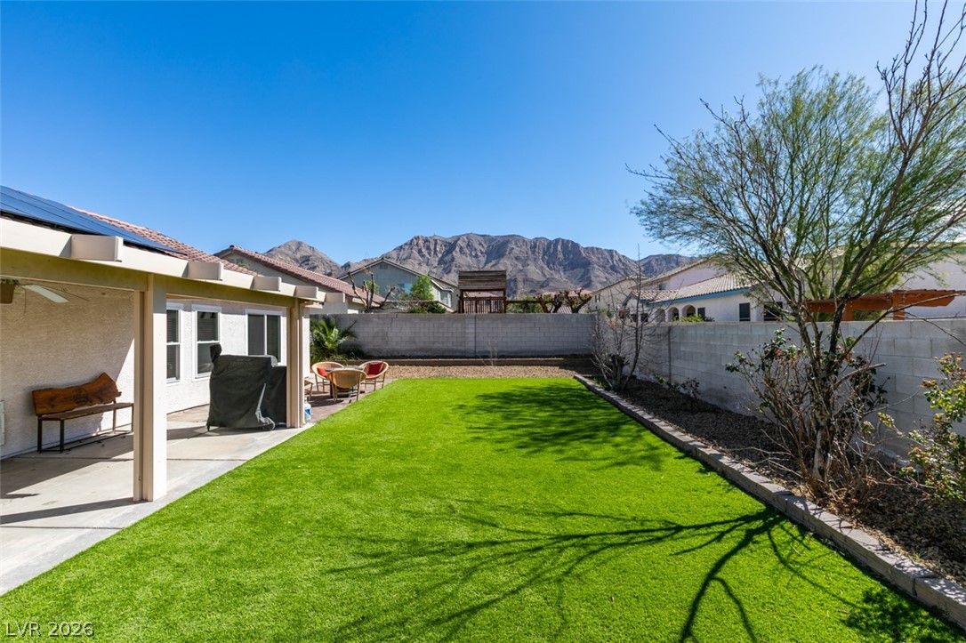 6447 Cayley Las Vegas NV 89110