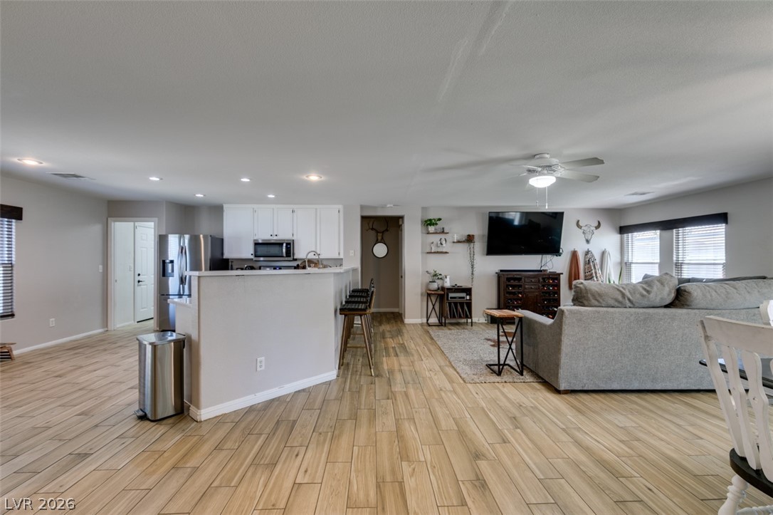 6447 Cayley Las Vegas NV 89110
