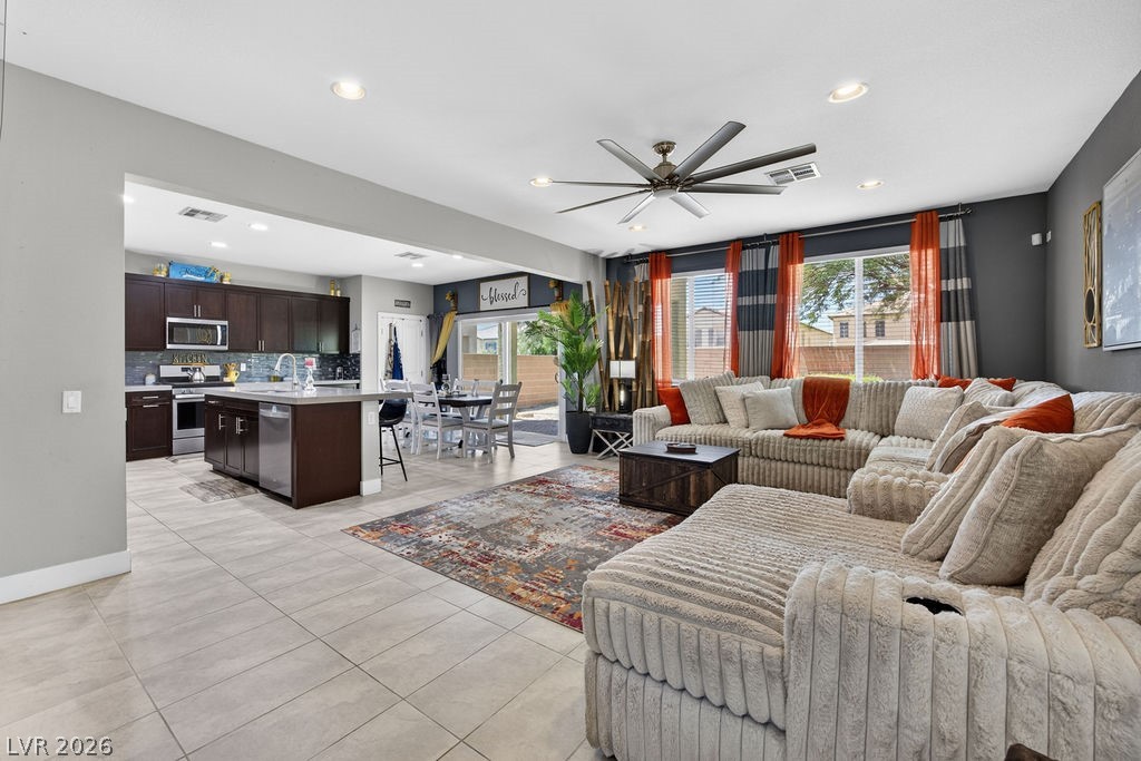 6375 Ashland Crest Street Las Vegas NV 89115
