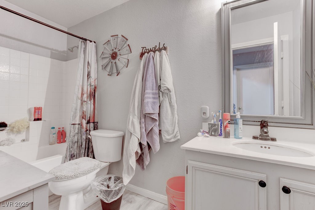 179 Country Greens Avenue Las Vegas NV 89148