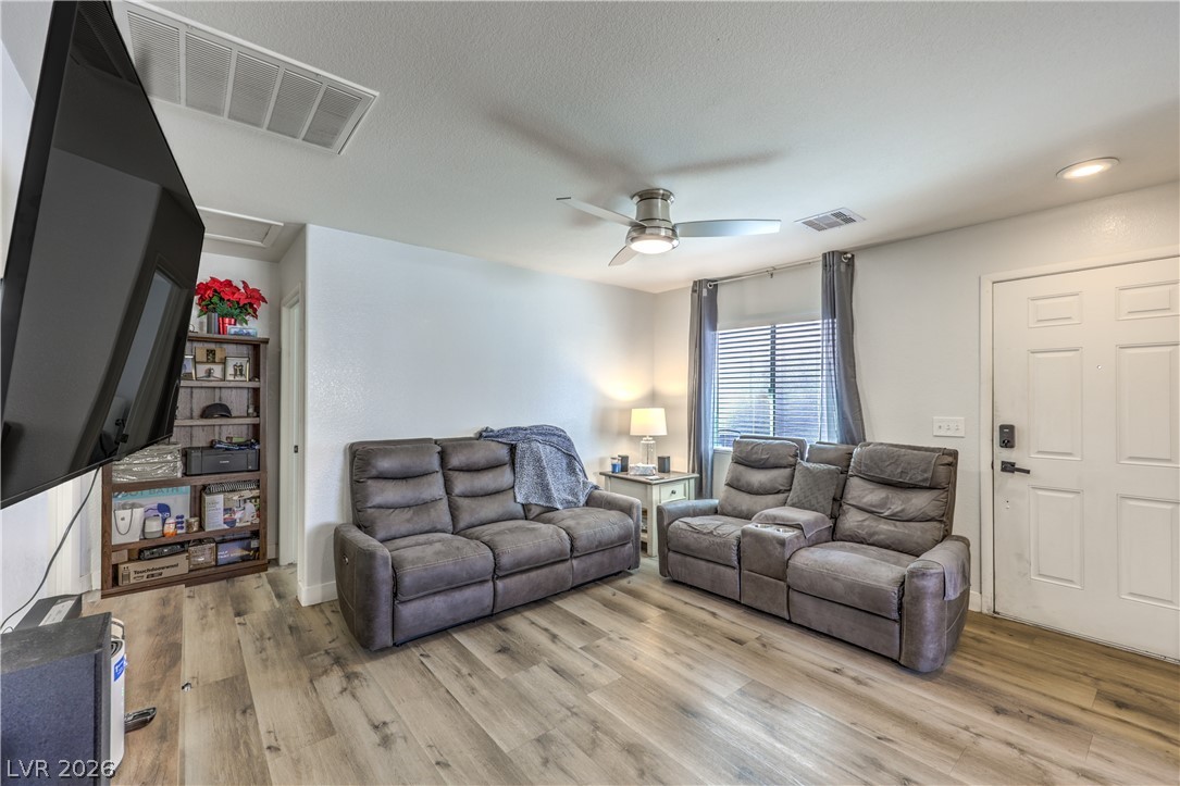 1160 Orange Meadow Street Las Vegas NV 89142