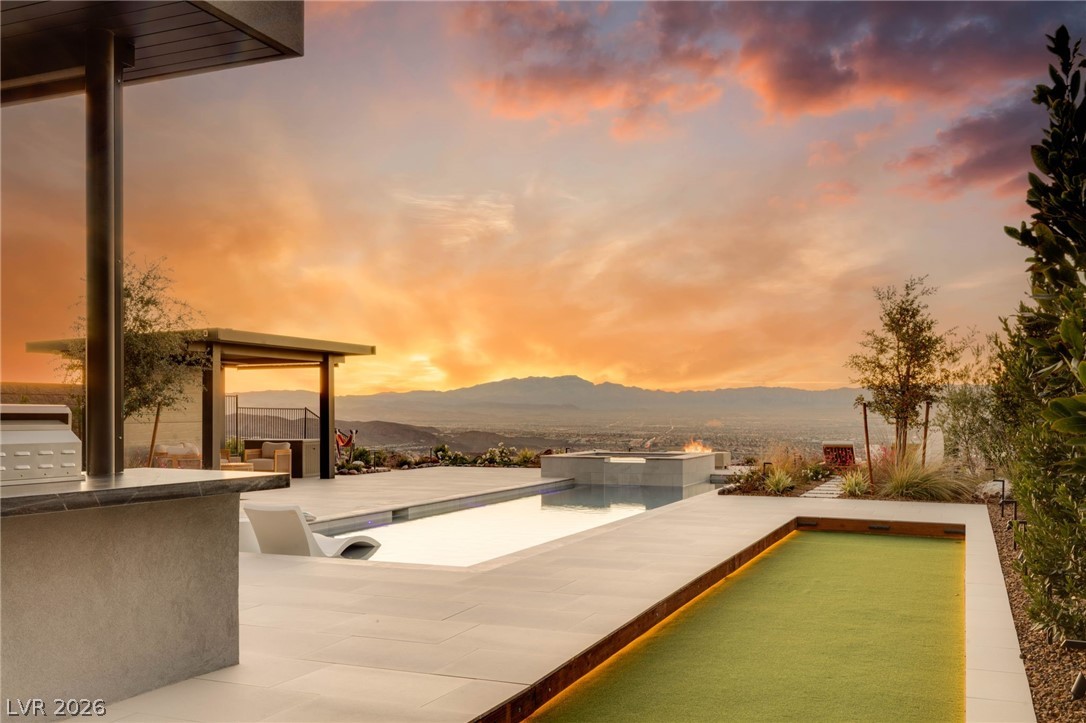 571 Overlook Rim Drive Henderson NV 89012