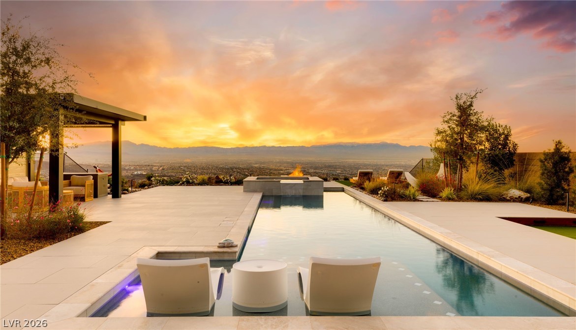 571 Overlook Rim Drive Henderson NV 89012