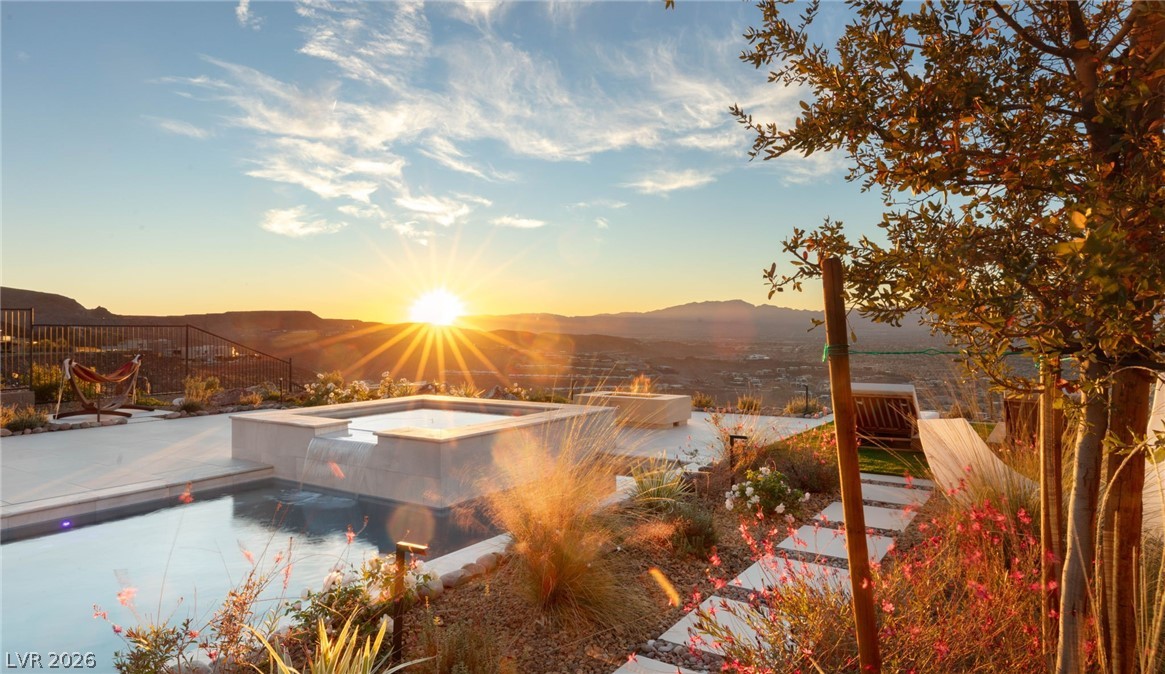 571 Overlook Rim Drive Henderson NV 89012