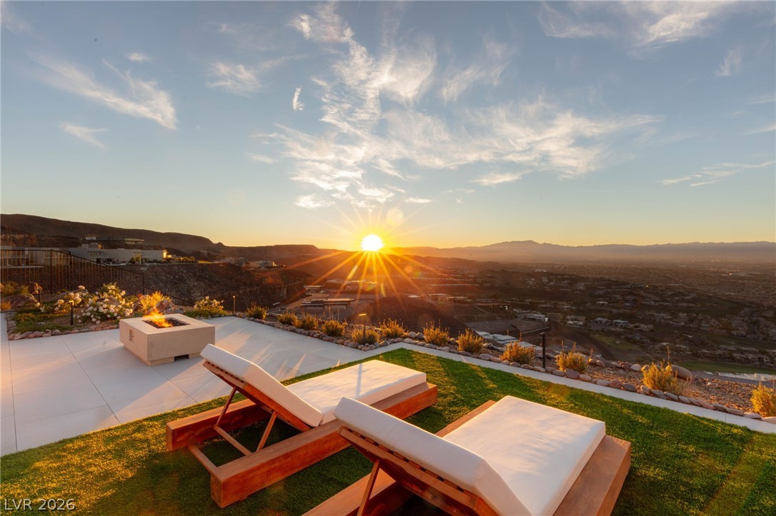 571 Overlook Rim Drive Henderson NV 89012