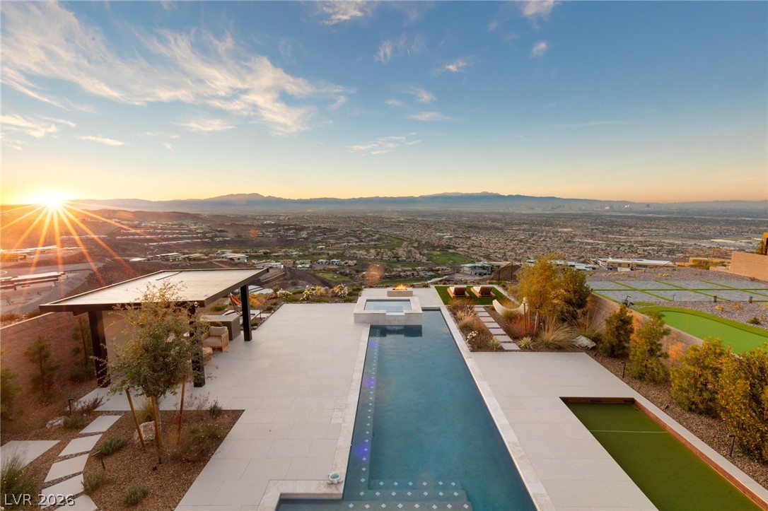 571 Overlook Rim Drive Henderson NV 89012