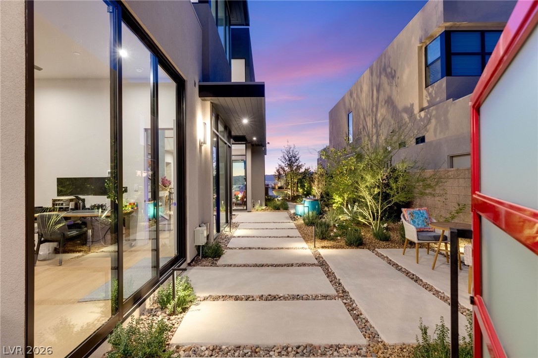 571 Overlook Rim Drive Henderson NV 89012