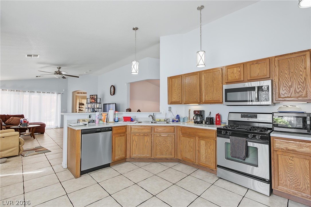 5643 Crowbush Cove Place Las Vegas NV 89122