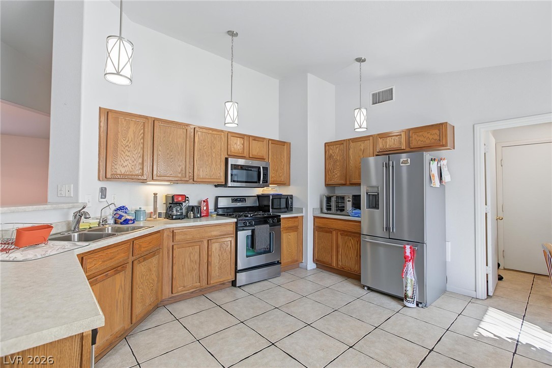 5643 Crowbush Cove Place Las Vegas NV 89122