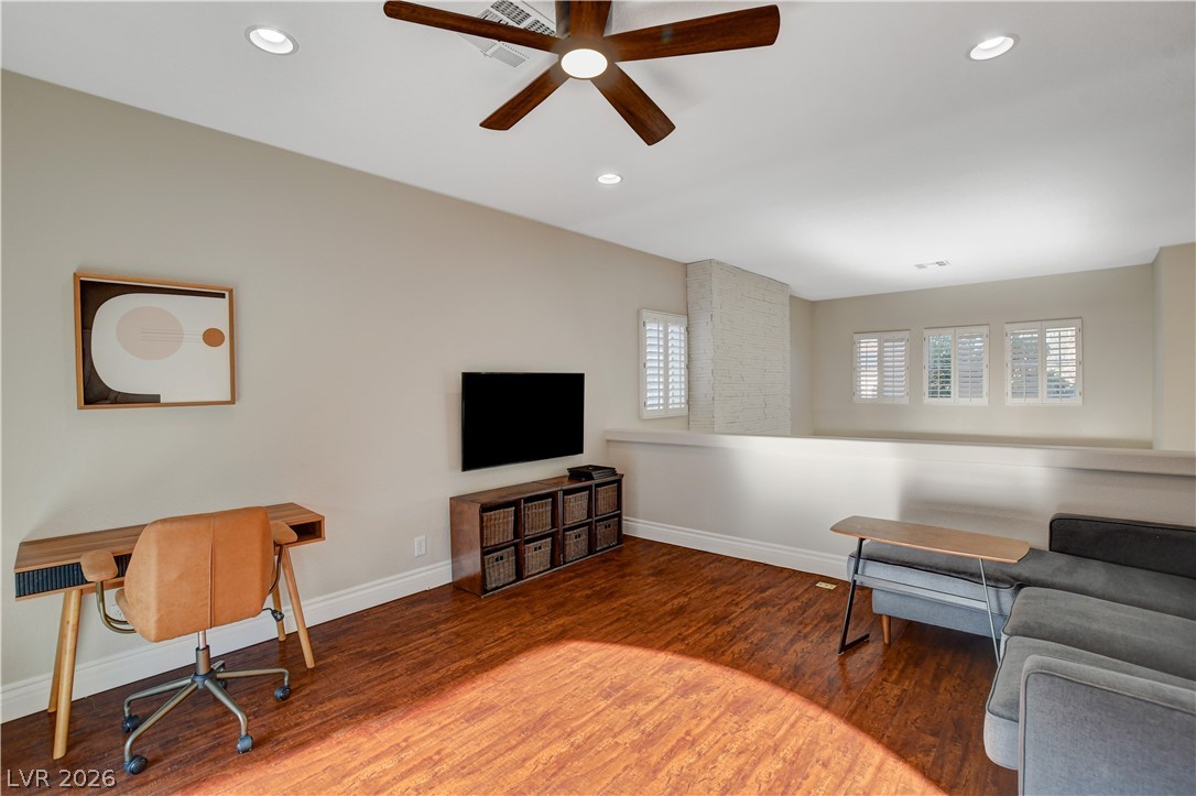 517 Tuscany View Street Las Vegas NV 89145