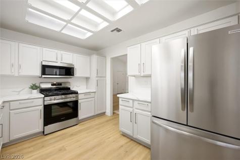 2517 Desert Sands Drive Las Vegas NV 89134