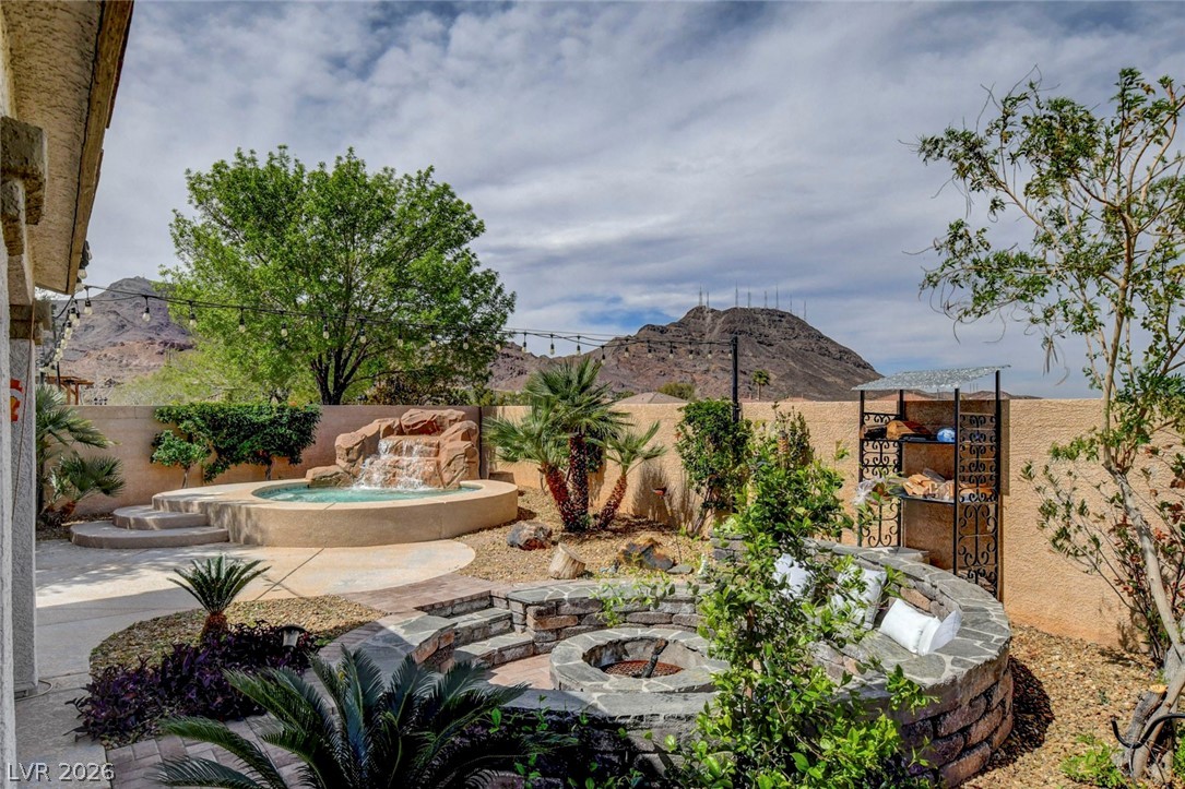 36 Distinguished Way Henderson NV 89002