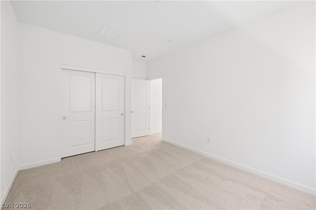 10456 Mountain Aster Avenue Las Vegas NV 89166