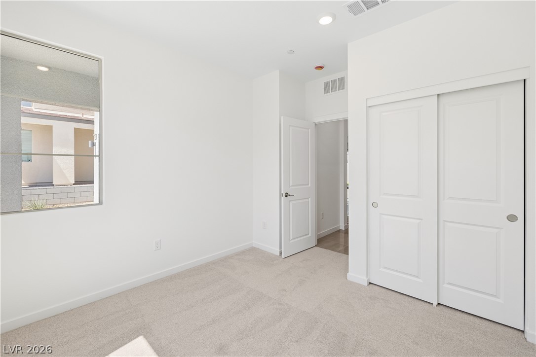 10456 Mountain Aster Avenue Las Vegas NV 89166