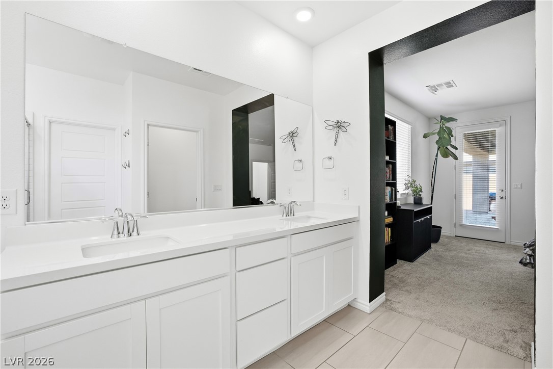 9628 Slate Peak Avenue Las Vegas NV 89178