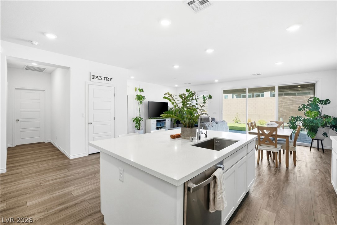 9628 Slate Peak Avenue Las Vegas NV 89178