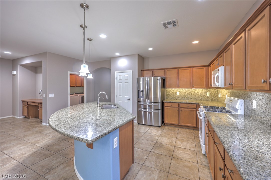 3633 Greenbriar Bluff Avenue North Las Vegas NV 89081