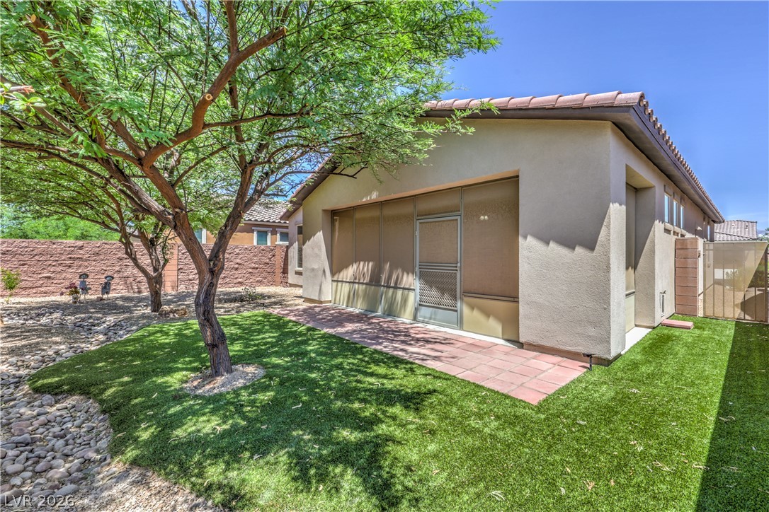 3633 Greenbriar Bluff Avenue North Las Vegas NV 89081