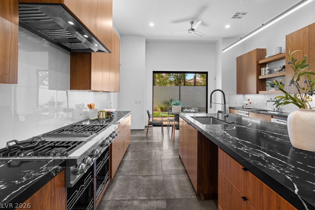 628 Edgebrook Drive Las Vegas NV 89145
