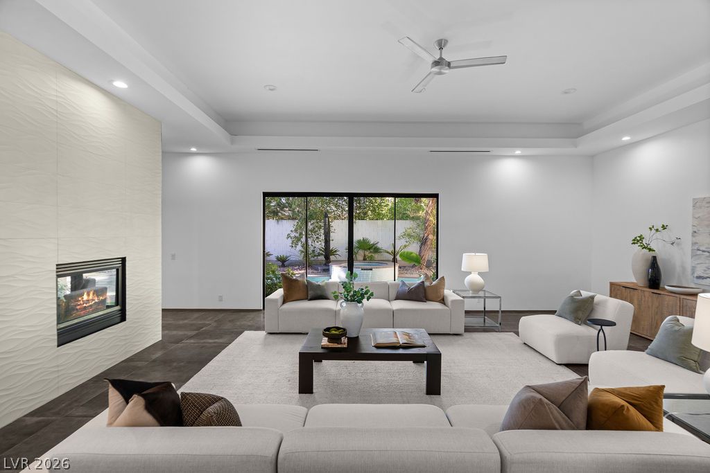 628 Edgebrook Drive Las Vegas NV 89145