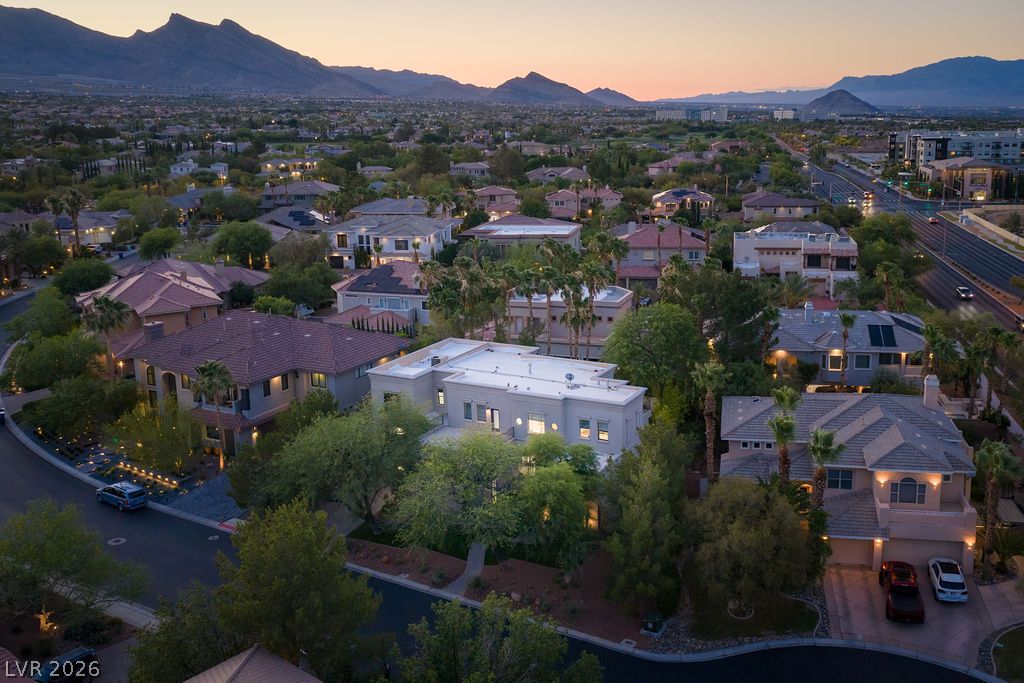 628 Edgebrook Drive Las Vegas NV 89145