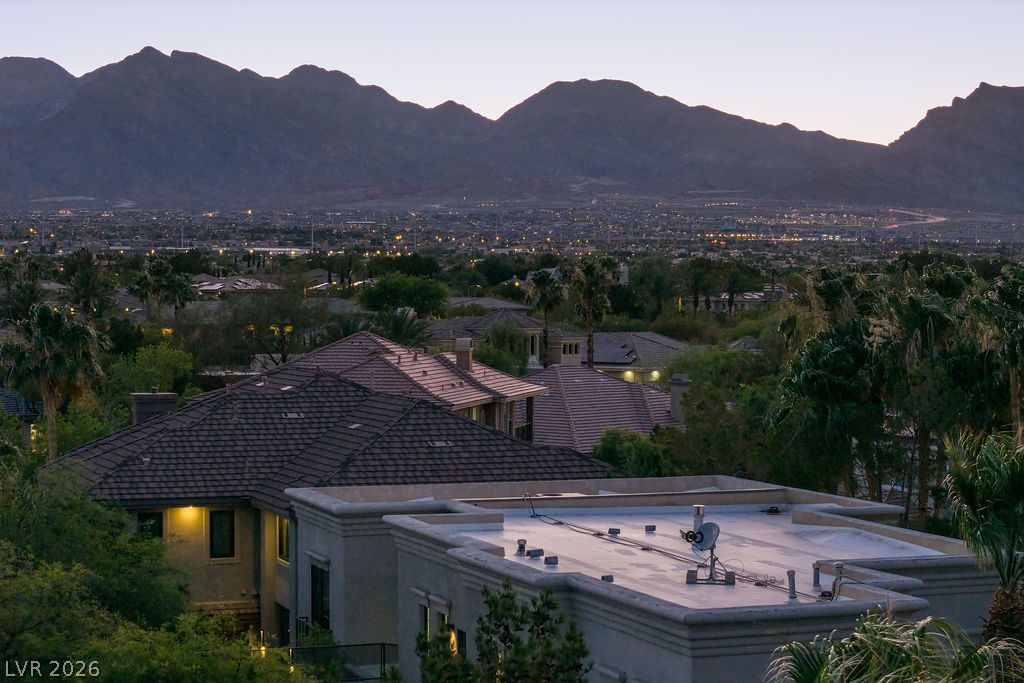 628 Edgebrook Drive Las Vegas NV 89145