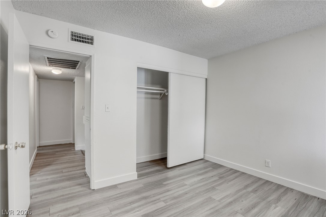 4770 Topaz Street 14 Las Vegas NV 89121