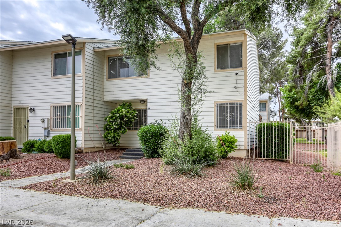 4770 Topaz Street 14 Las Vegas NV 89121