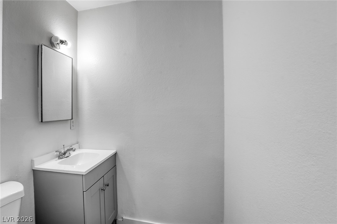 4770 Topaz Street 14 Las Vegas NV 89121