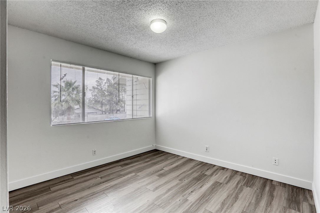 4770 Topaz Street 14 Las Vegas NV 89121