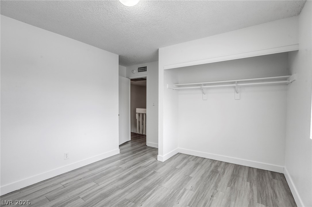 4770 Topaz Street 14 Las Vegas NV 89121