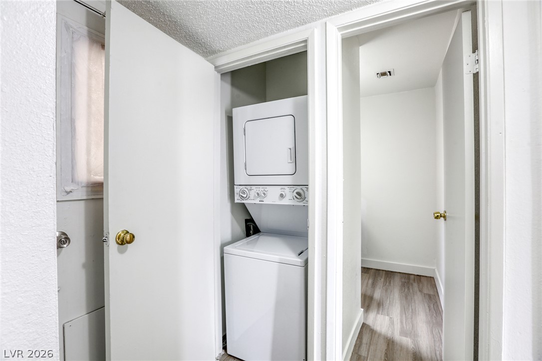 4770 Topaz Street 14 Las Vegas NV 89121