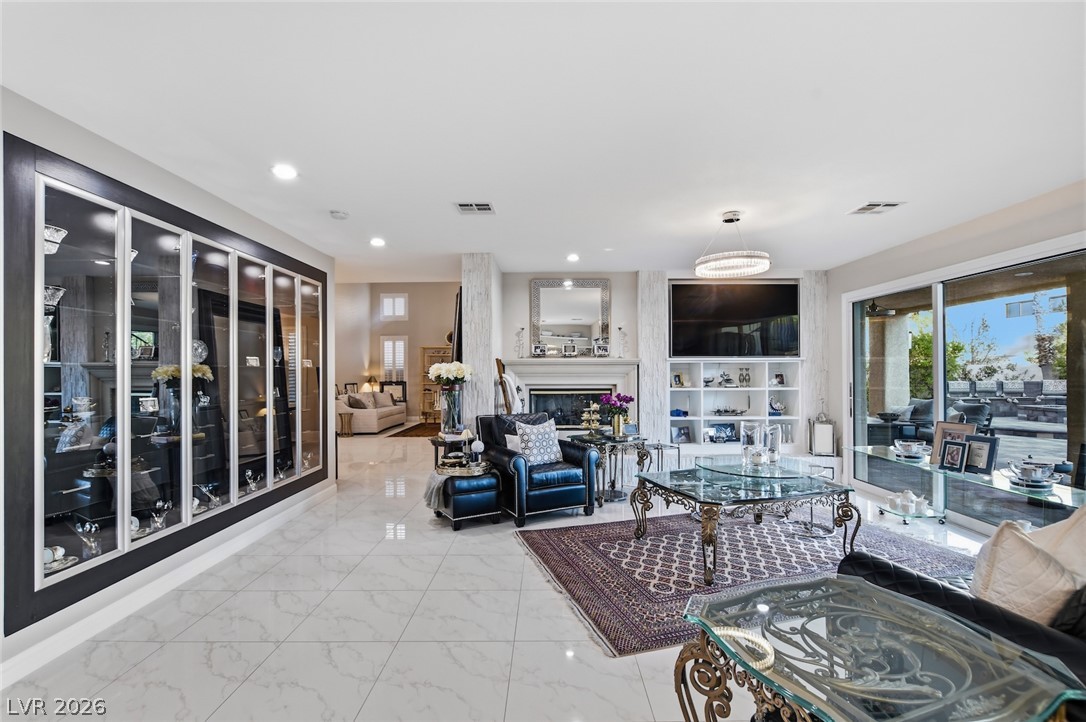 10721 Capesthorne Way Las Vegas NV 89135