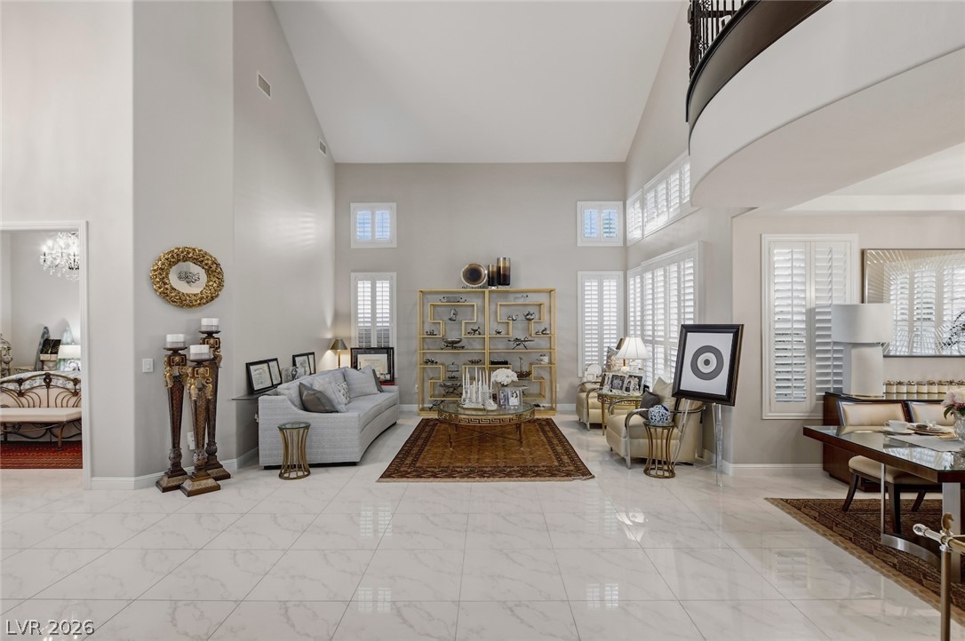 10721 Capesthorne Way Las Vegas NV 89135