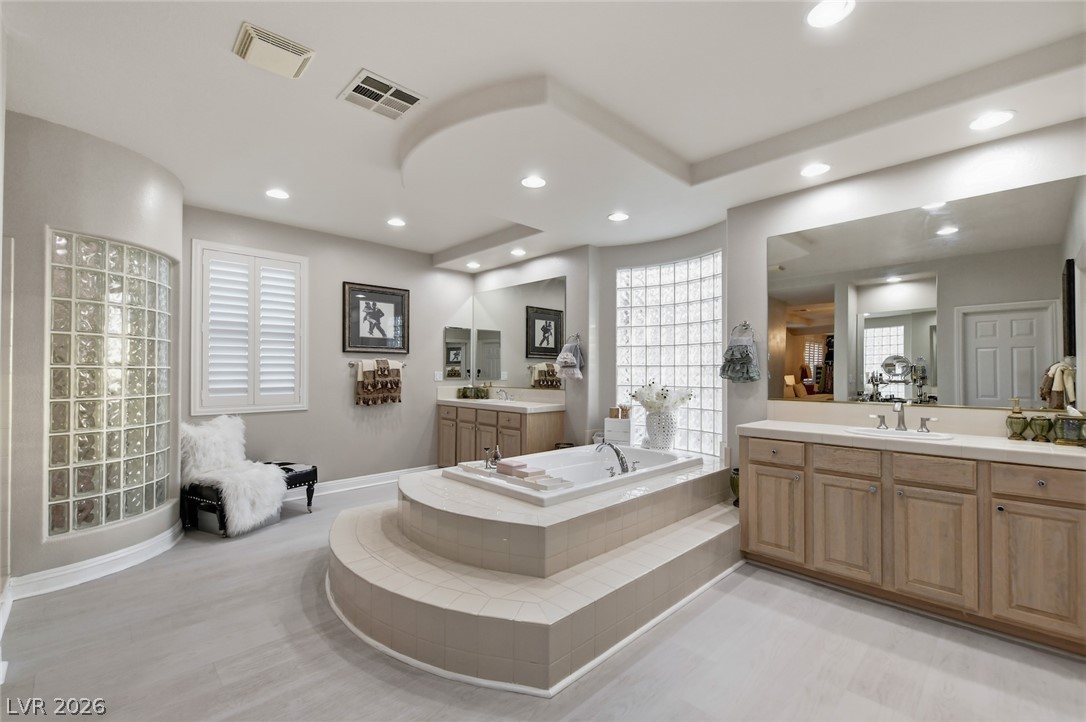 10721 Capesthorne Way Las Vegas NV 89135