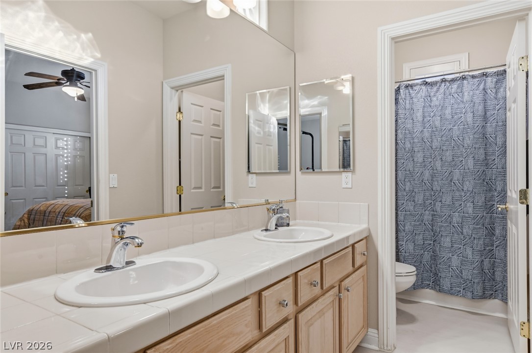 10721 Capesthorne Way Las Vegas NV 89135