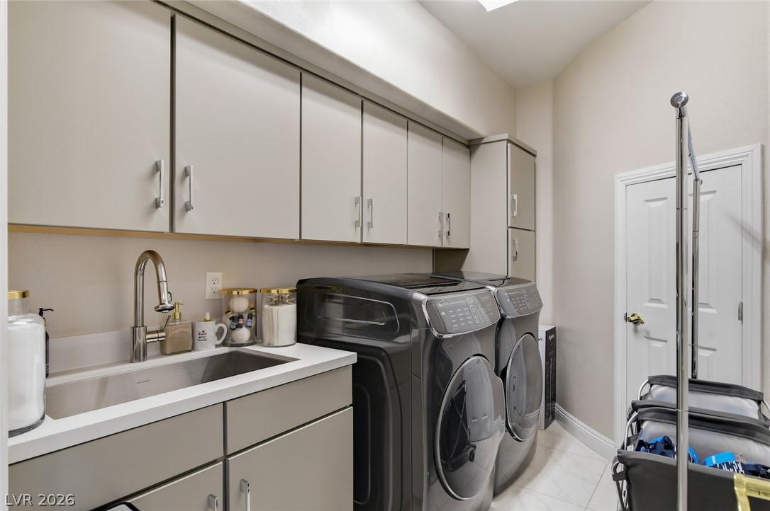 10721 Capesthorne Way Las Vegas NV 89135