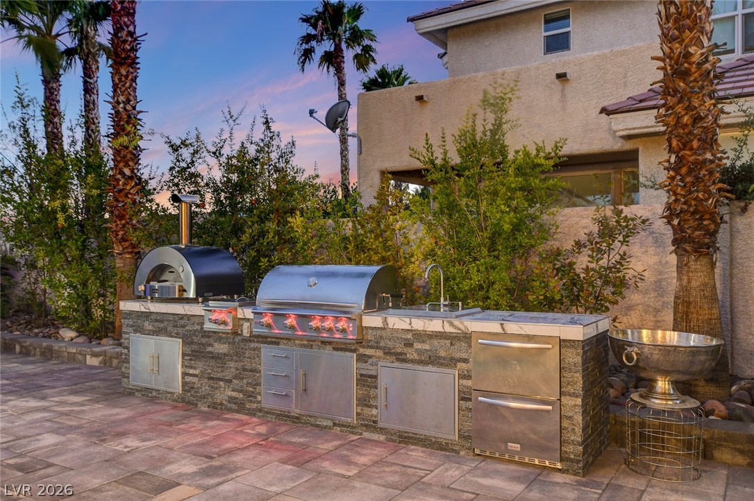 10721 Capesthorne Way Las Vegas NV 89135