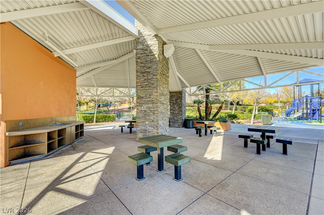 10721 Capesthorne Way Las Vegas NV 89135