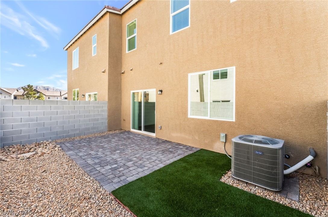 1486 Stellar Summit Street Las Vegas NV 89110