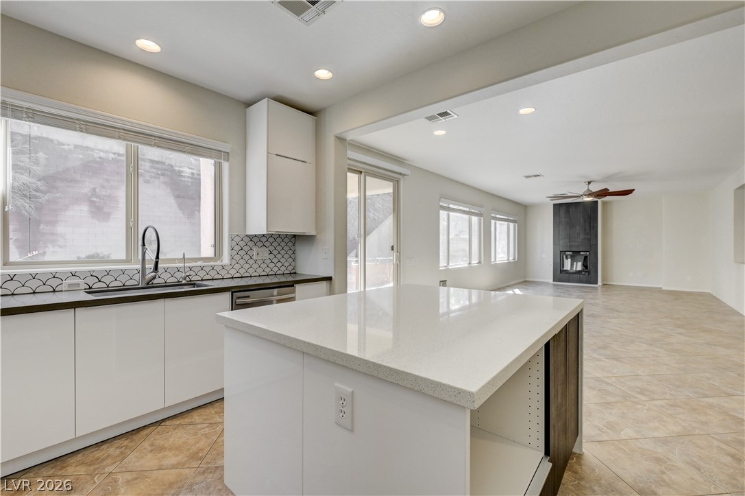 2173 De Narvik Drive Henderson NV 89044